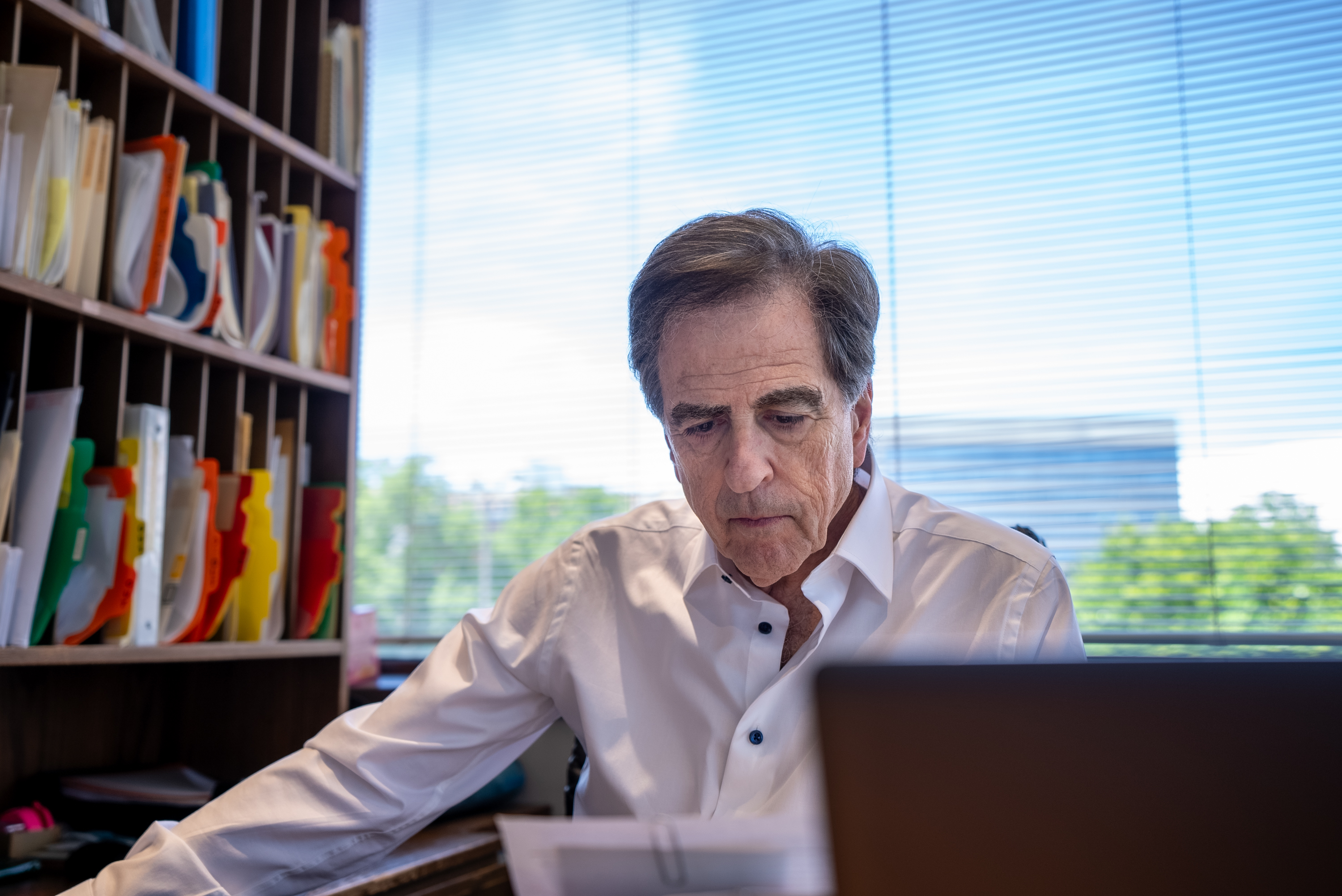 Dr. Gerald Marlin, board-eligible prosthodontist specializing in dental implants at Elite Prosthetic Dentistry near Bethesda